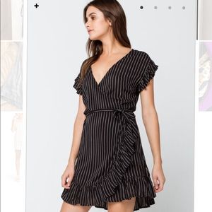 Billabong ~ Wrap Dress